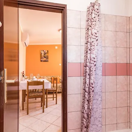 Kendel Apartmán Fažana