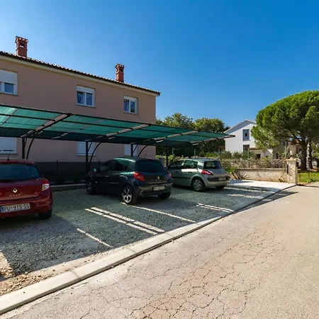 Kendel Apartmán Fažana