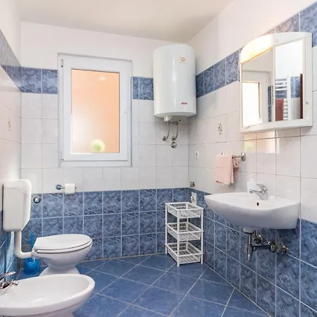 Kendel Apartment *
