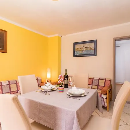 Apartment Kendel Fazana