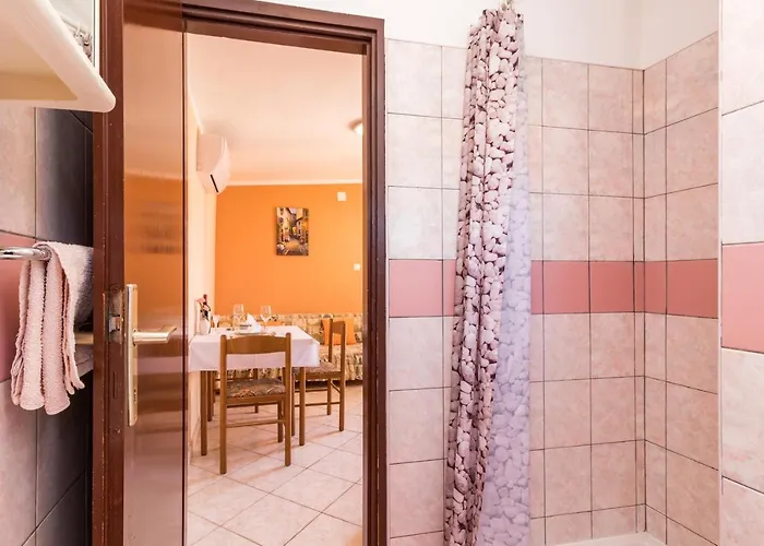 Kendel Daire Fažana