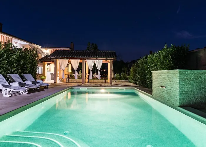 Daire Kendel Fažana